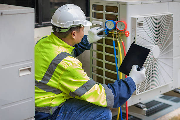 Professional Hvac Maintenance technician working in Freeport, NY